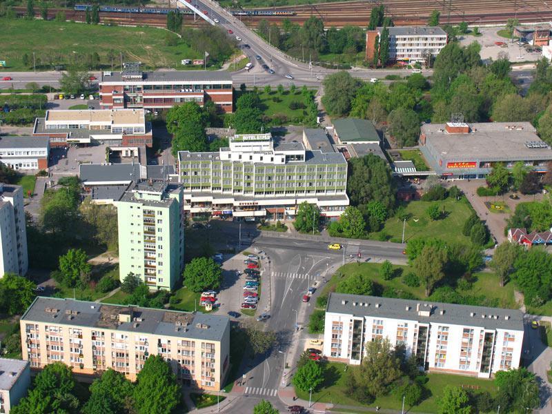 Hotel Arpad Tatabánya Extérieur photo